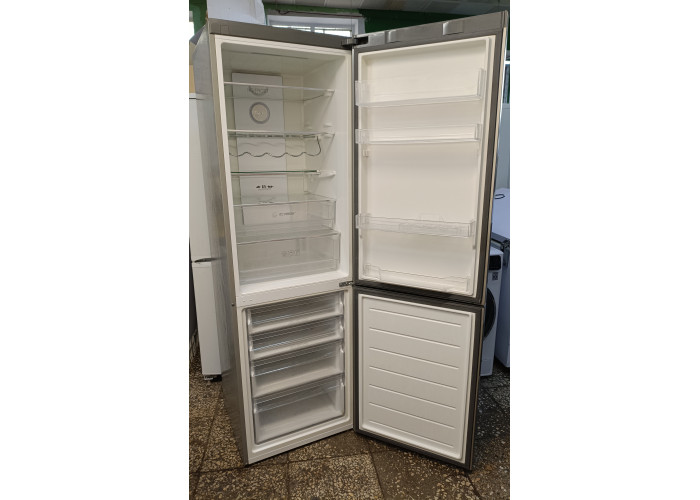 Холодильник Haier C2F636CFRG Холодильник Haier C2F636CFRG