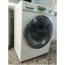 Стиральная машина Haier HW70-BP12758
