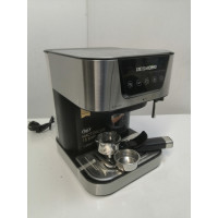 Рожковая кофеварка Redmond RCM-M1513