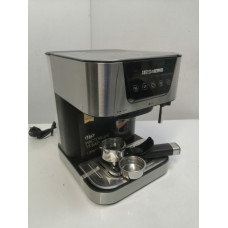 Рожковая кофеварка Redmond RCM-M1513